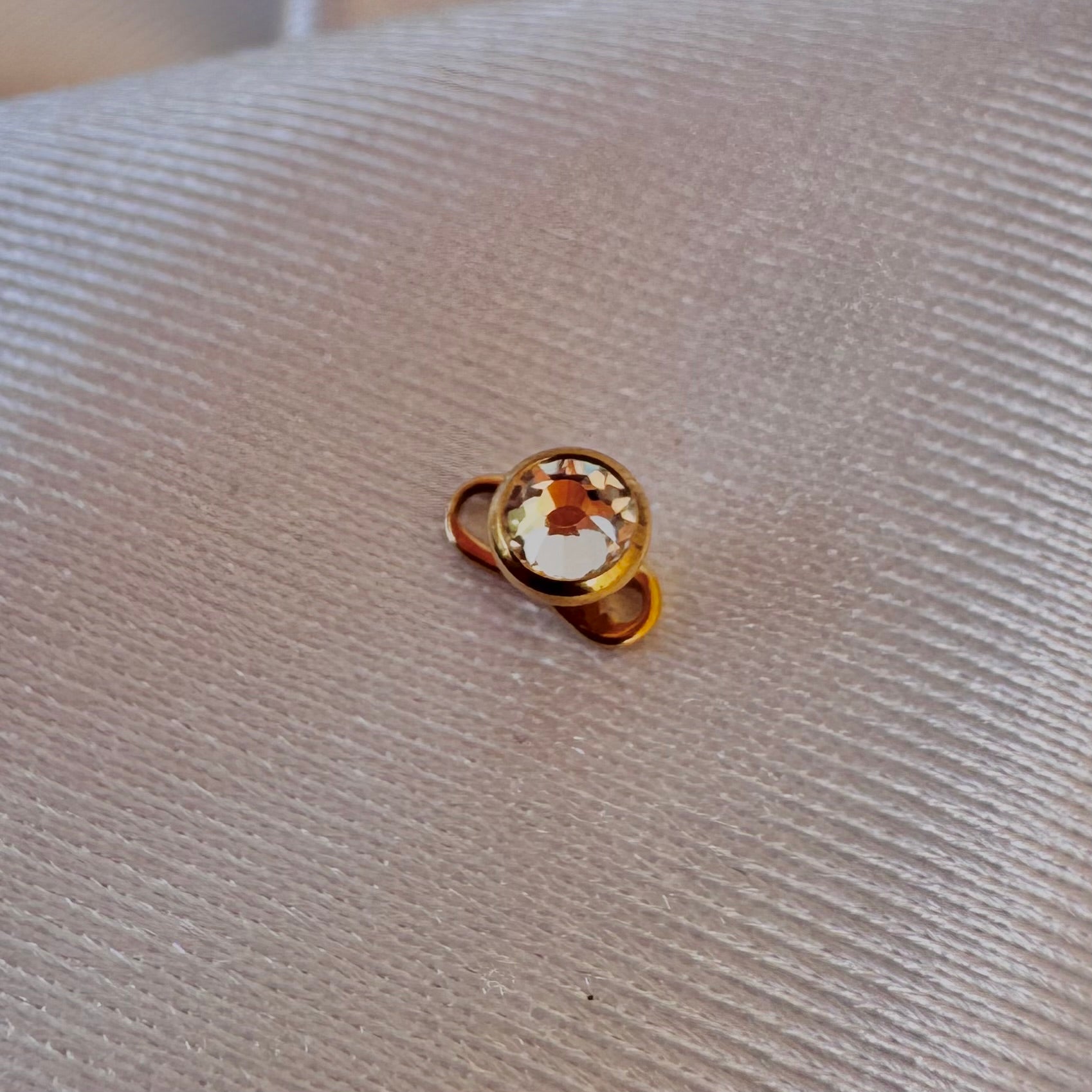 Piercing Microdermal